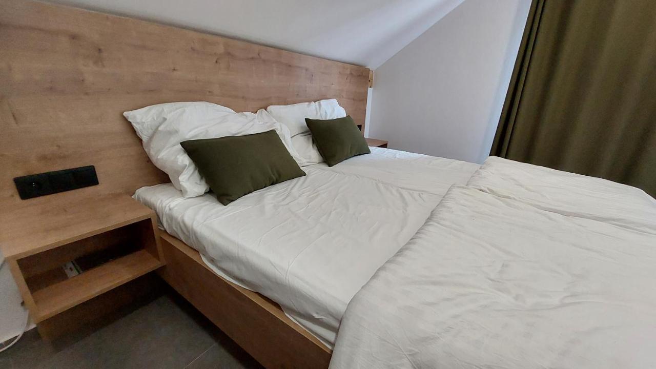 Apartmany Jura Nová Pec Exterior foto
